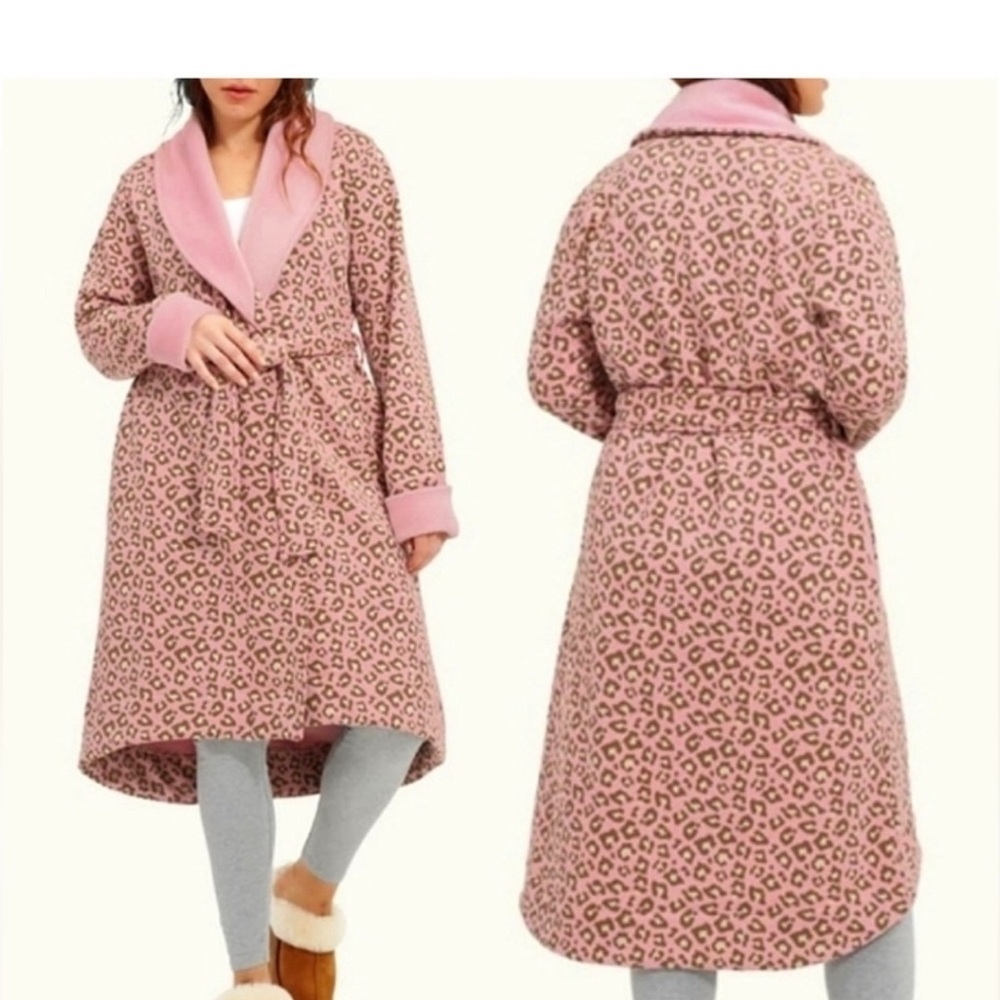 UGG pink animal print robe like new XL WOMENS